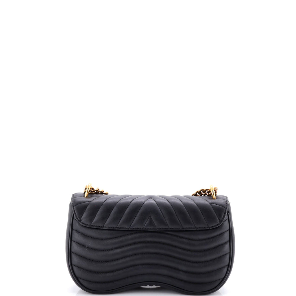 New Wave Chain Bag Quilted Leather MM