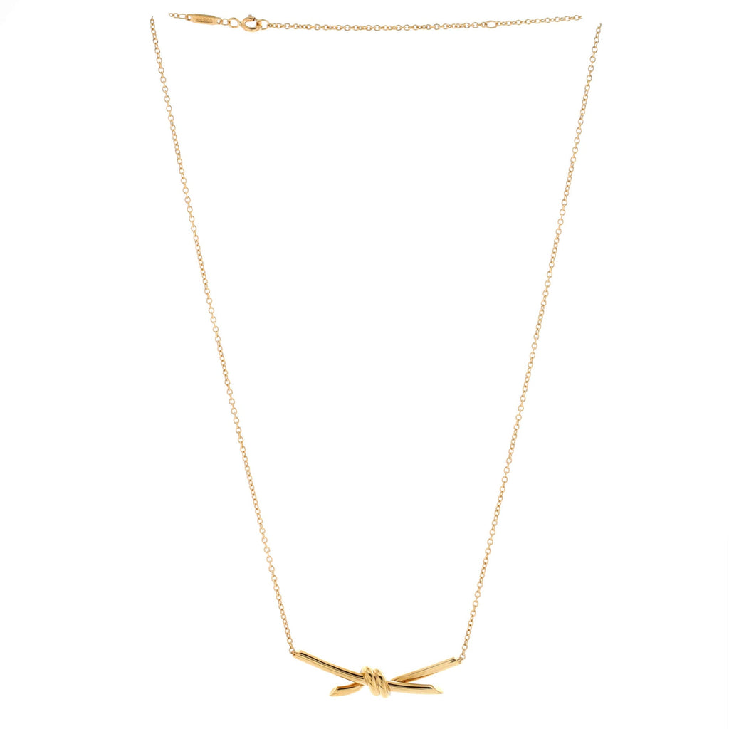 Knot Pendant Necklace 18K Yellow Gold