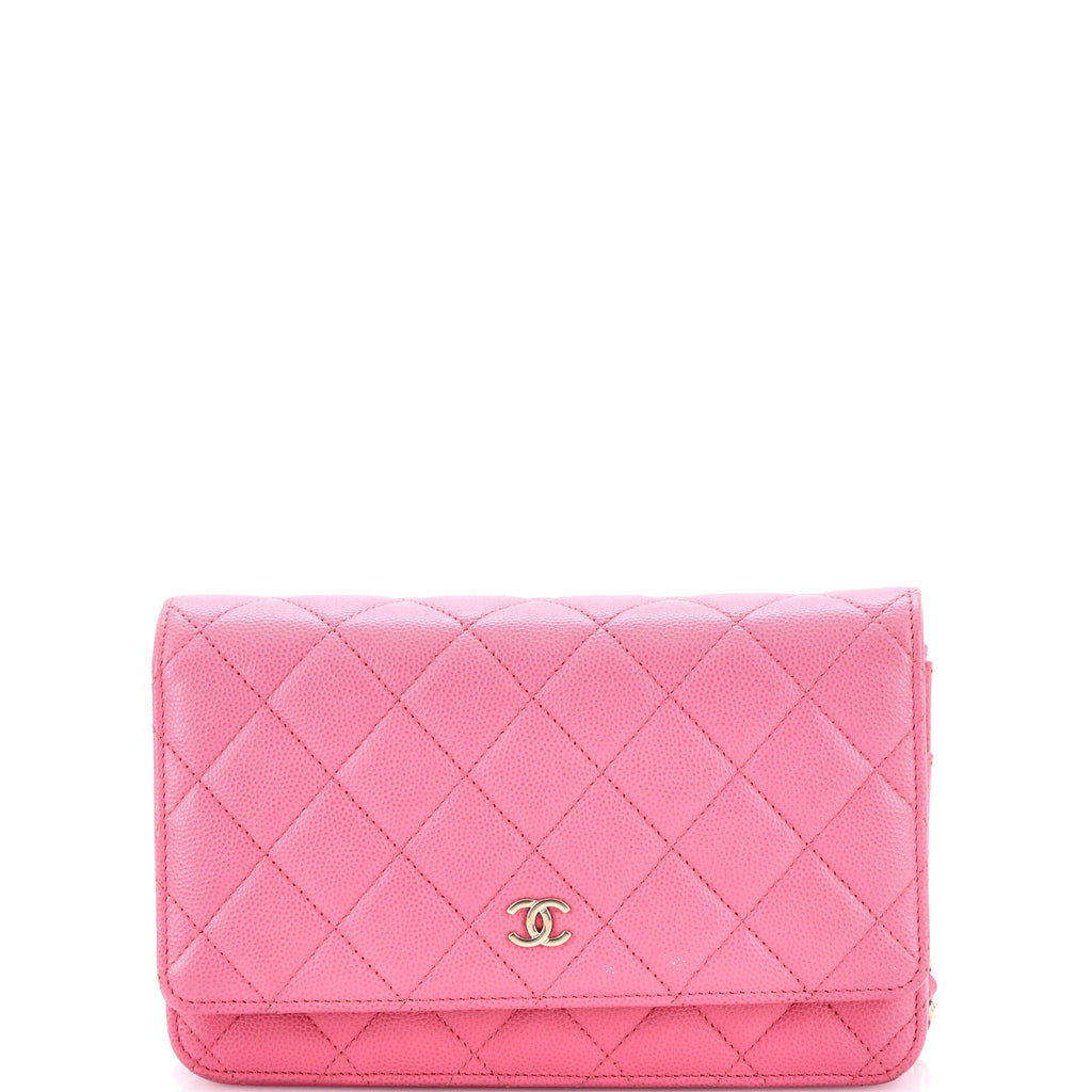 Wallet on Chain Quilted Caviar