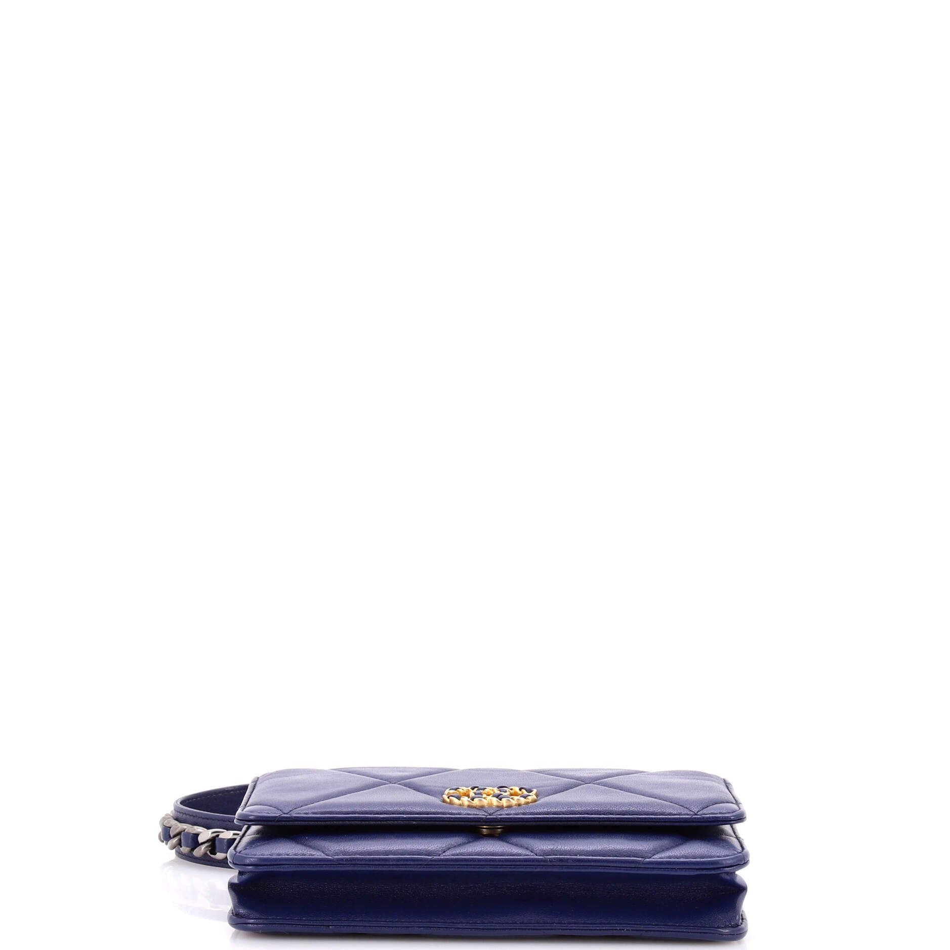 19 Wallet on Chain Quilted Lambskin