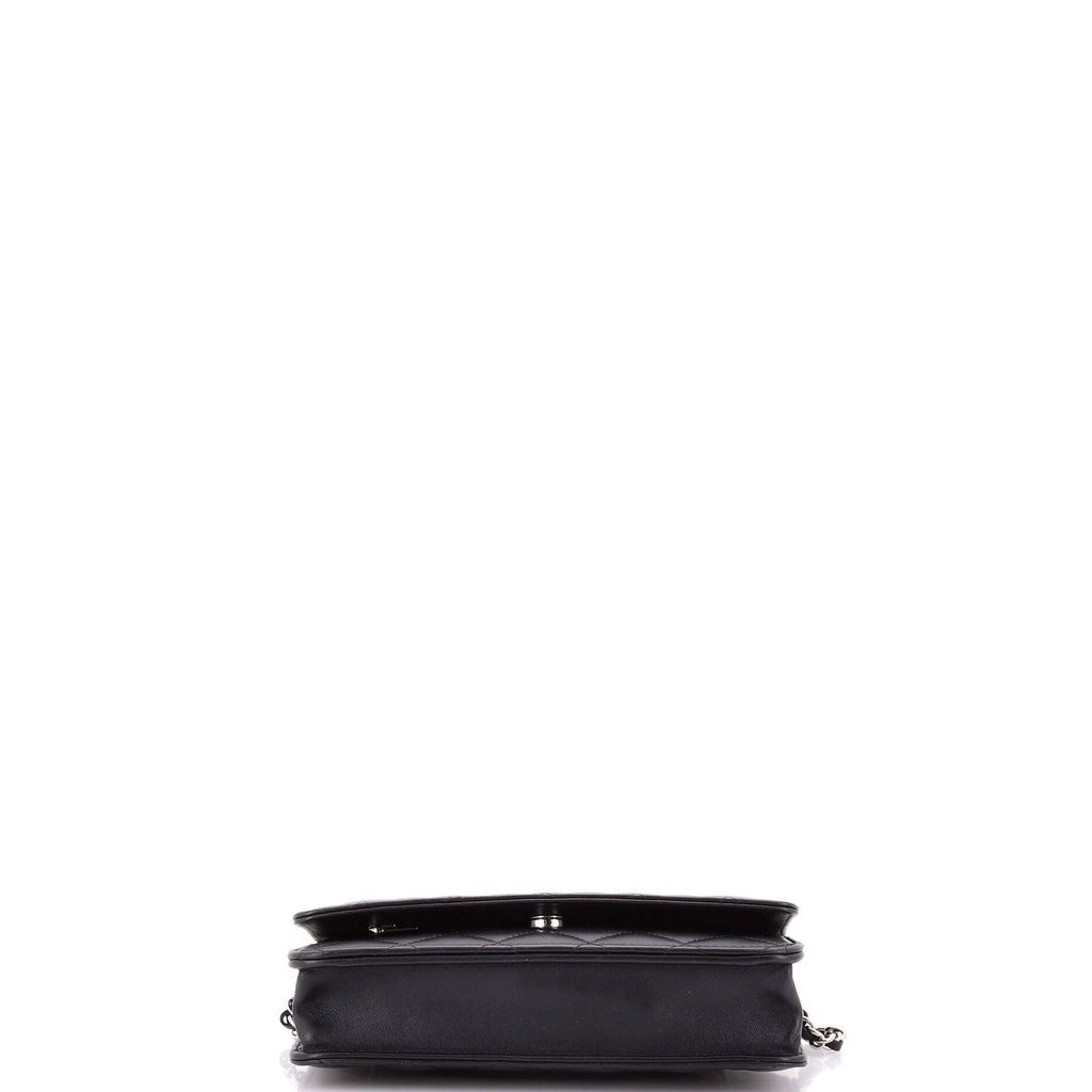Wallet on Chain Quilted Lambskin