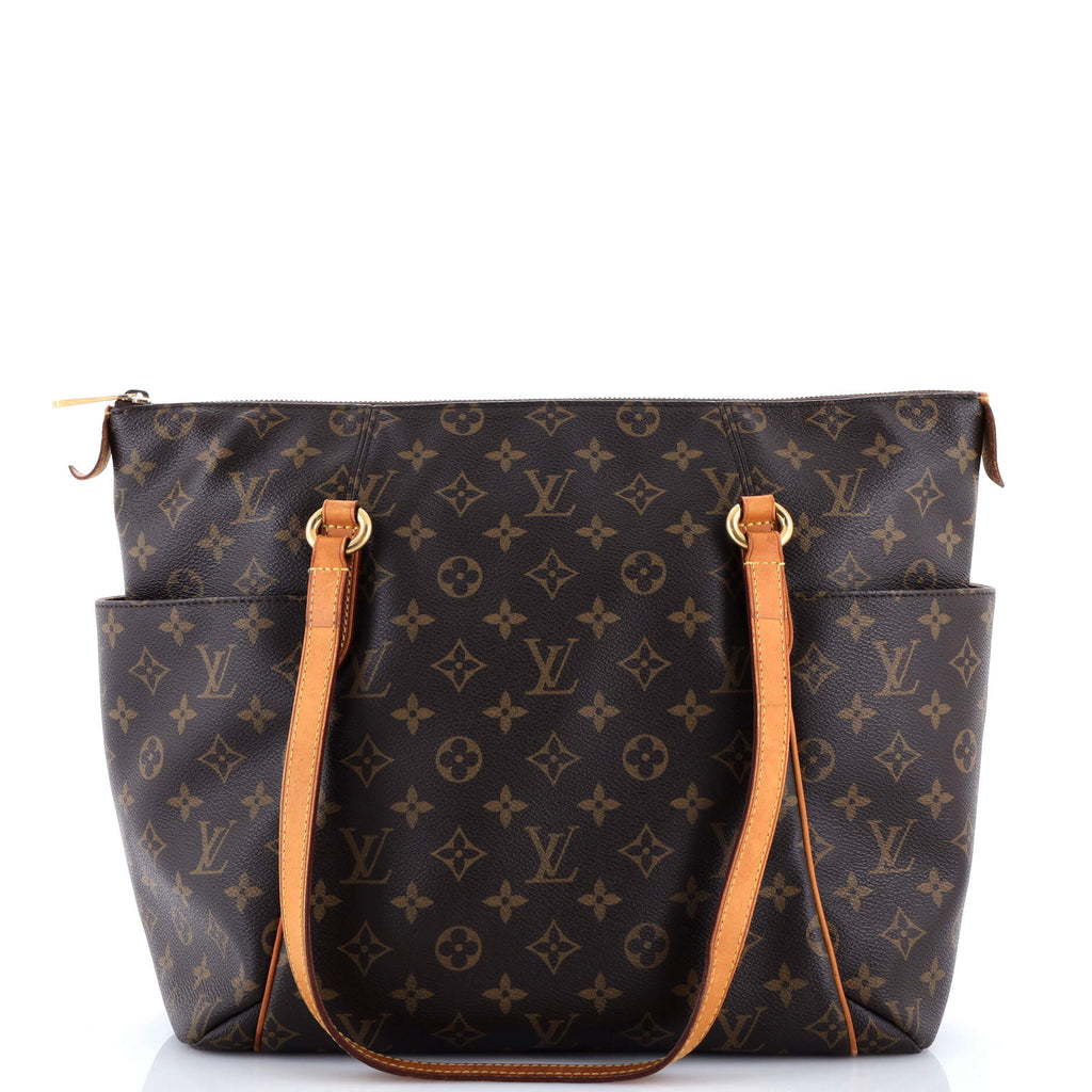 Totally Handbag Monogram Canvas MM