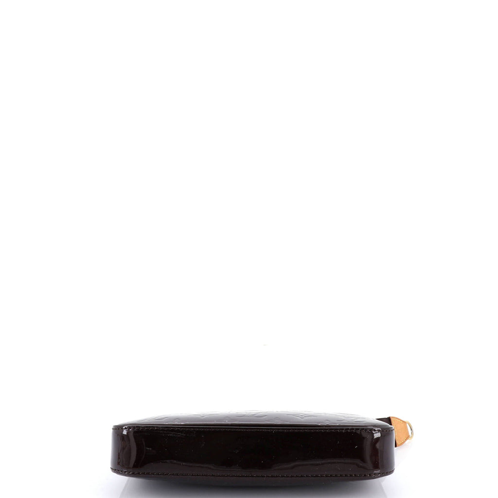 Pochette Accessoires NM Monogram Vernis