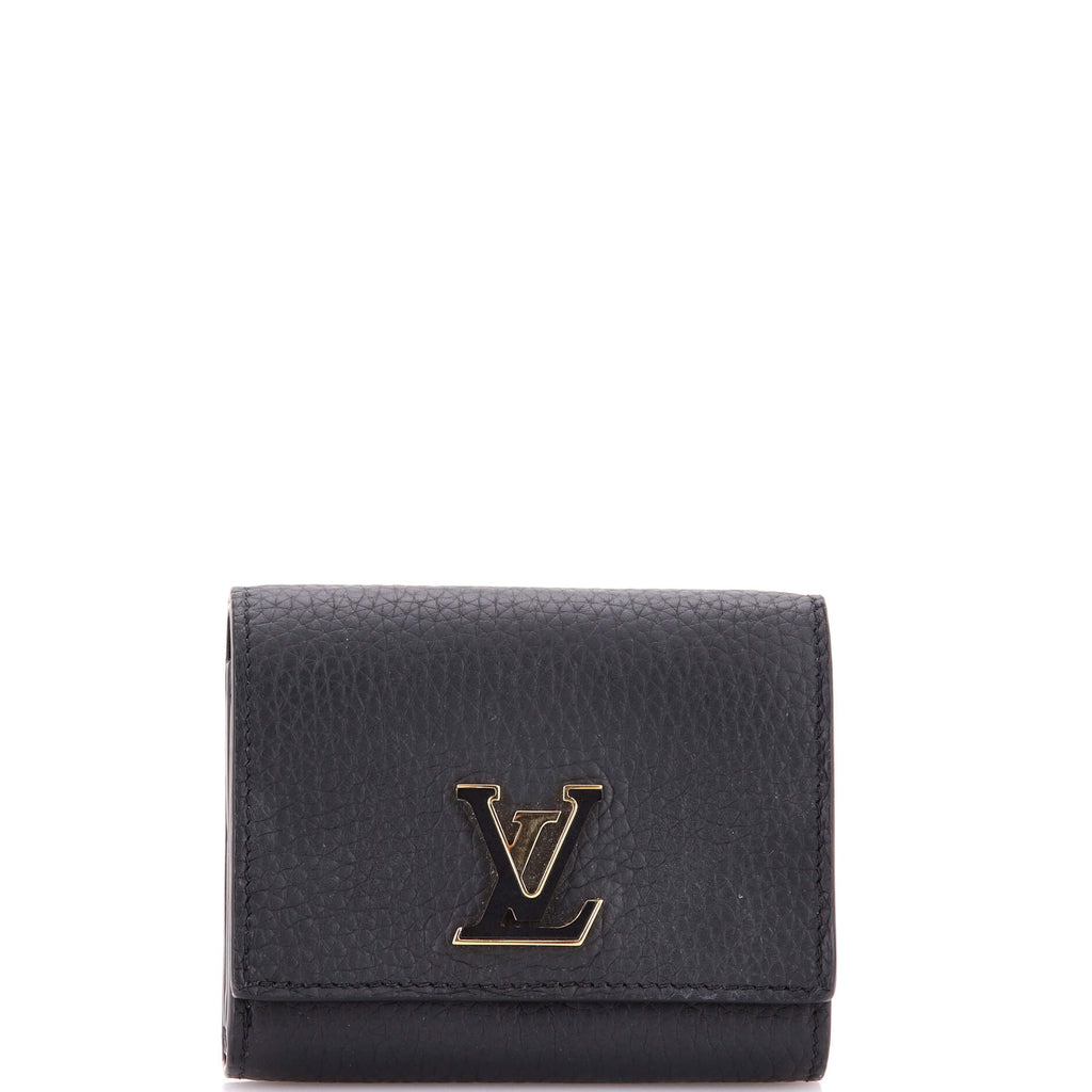 Capucines Wallet Taurillion Leather Tiny