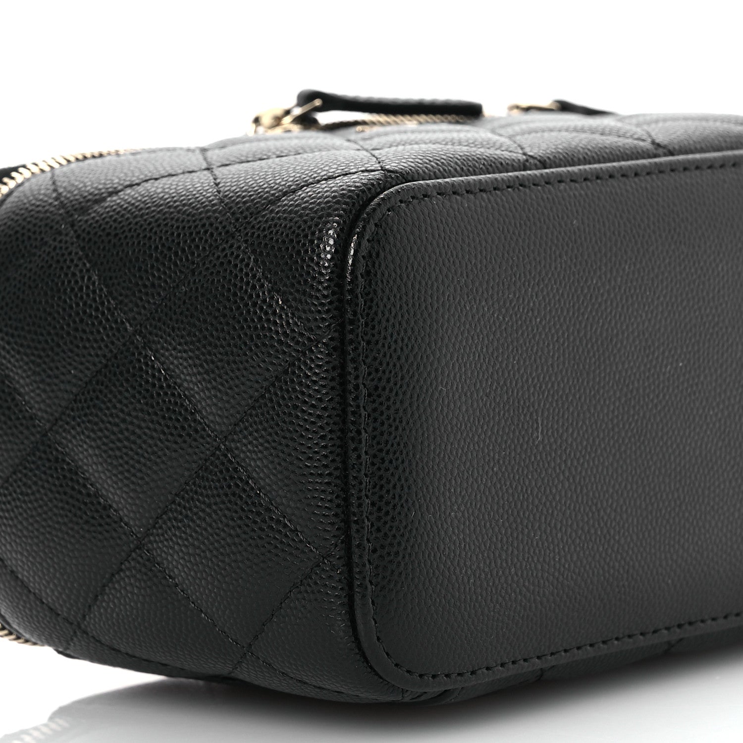 Caviar Quilted Small Vanity Case With Chain Black