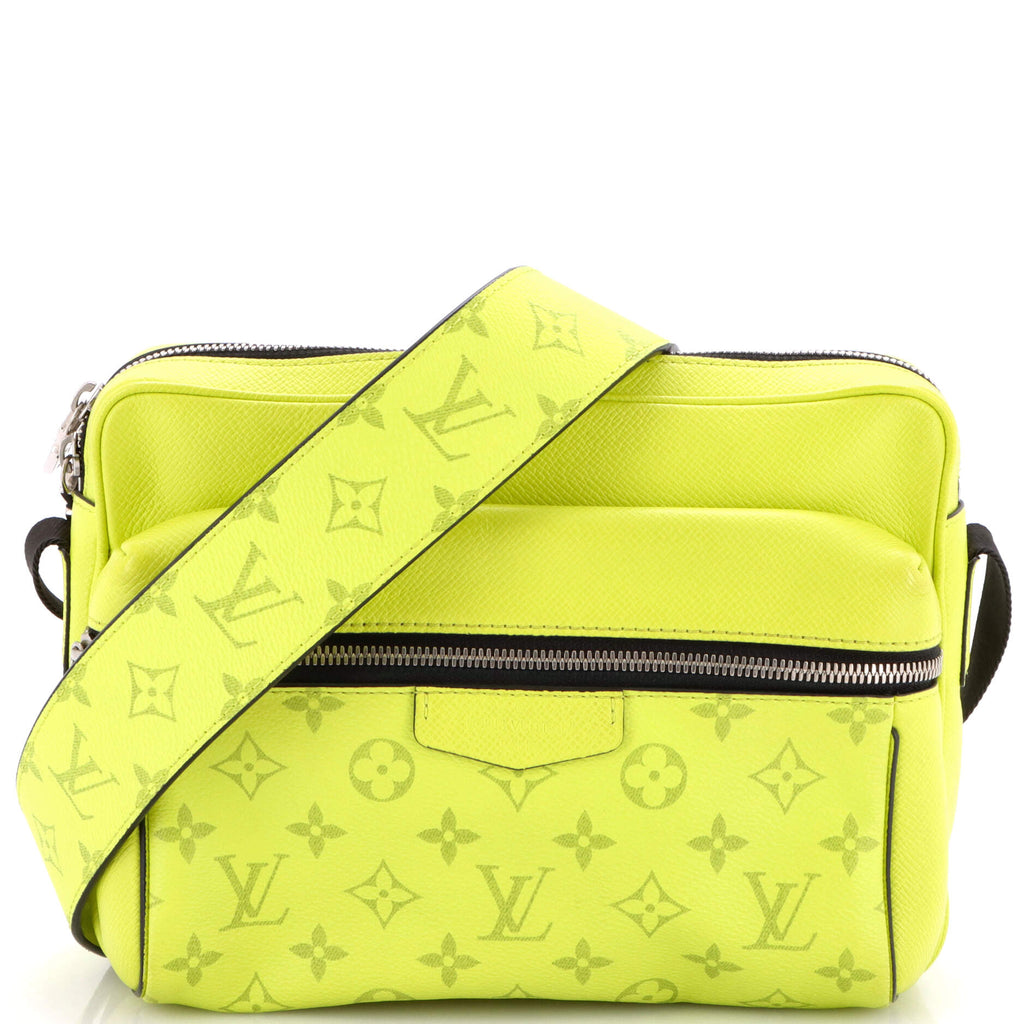 Outdoor Messenger Bag Monogram Taigarama