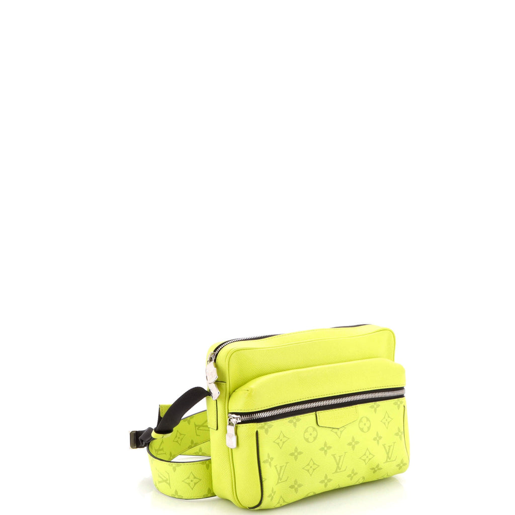 Outdoor Messenger Bag Monogram Taigarama