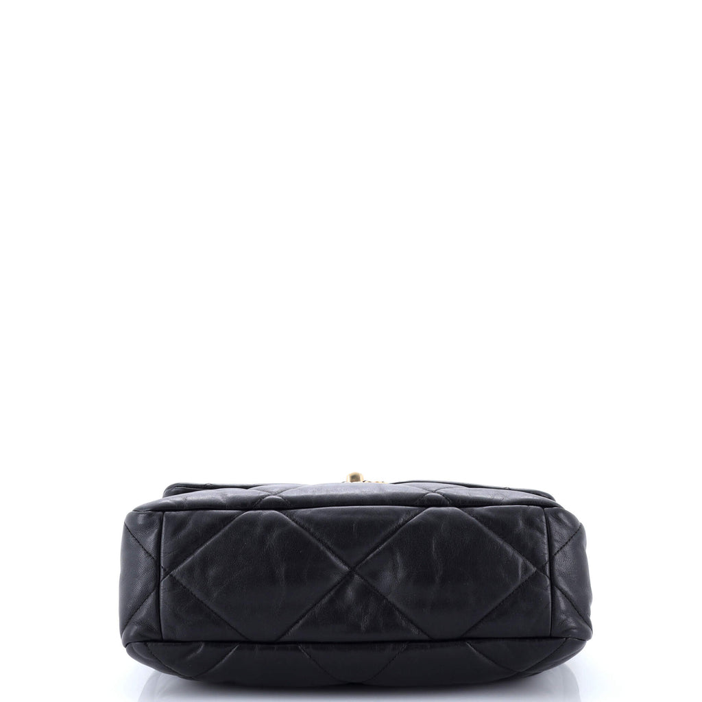 19 Flap Bag Quilted Leather Large