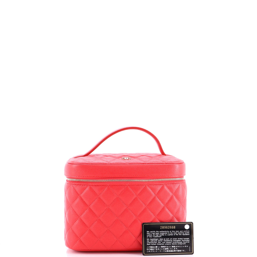 Classic Vanity Case Quilted Caviar Medium