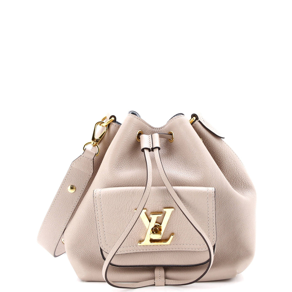 Lockme Pocket Bucket Bag Leather