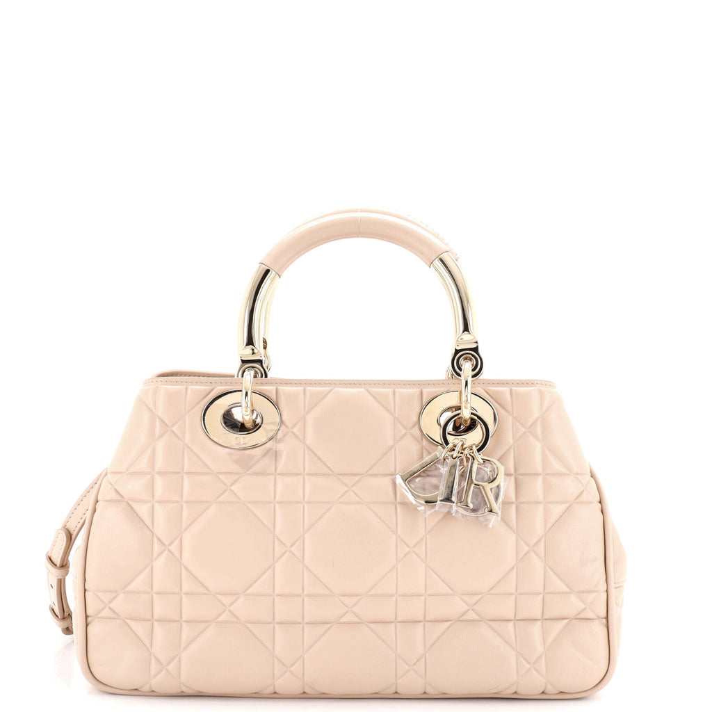 Lady 95.22 Bag Cannage Embossed Leather Medium
