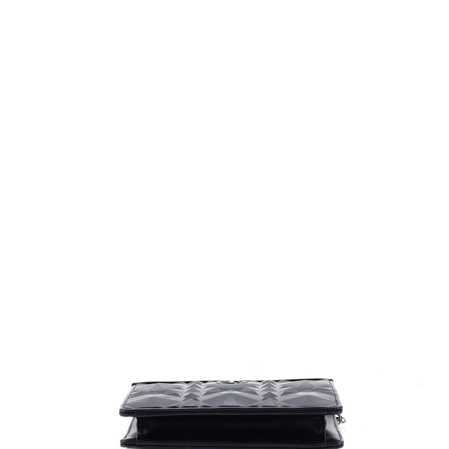 Caro Zipped Pouch With Chain Diamond Motif Cannage Calfskin