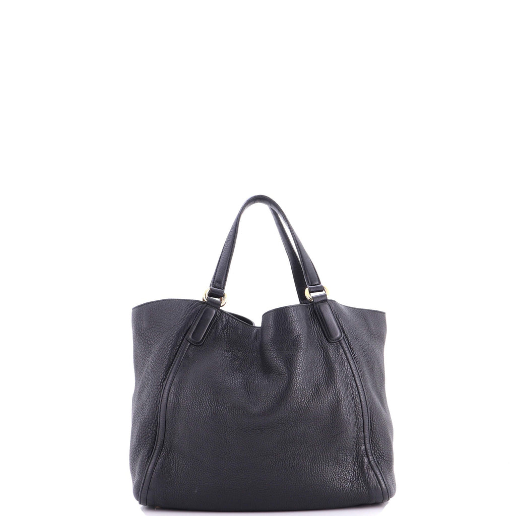 Soho Shoulder Bag Leather Medium