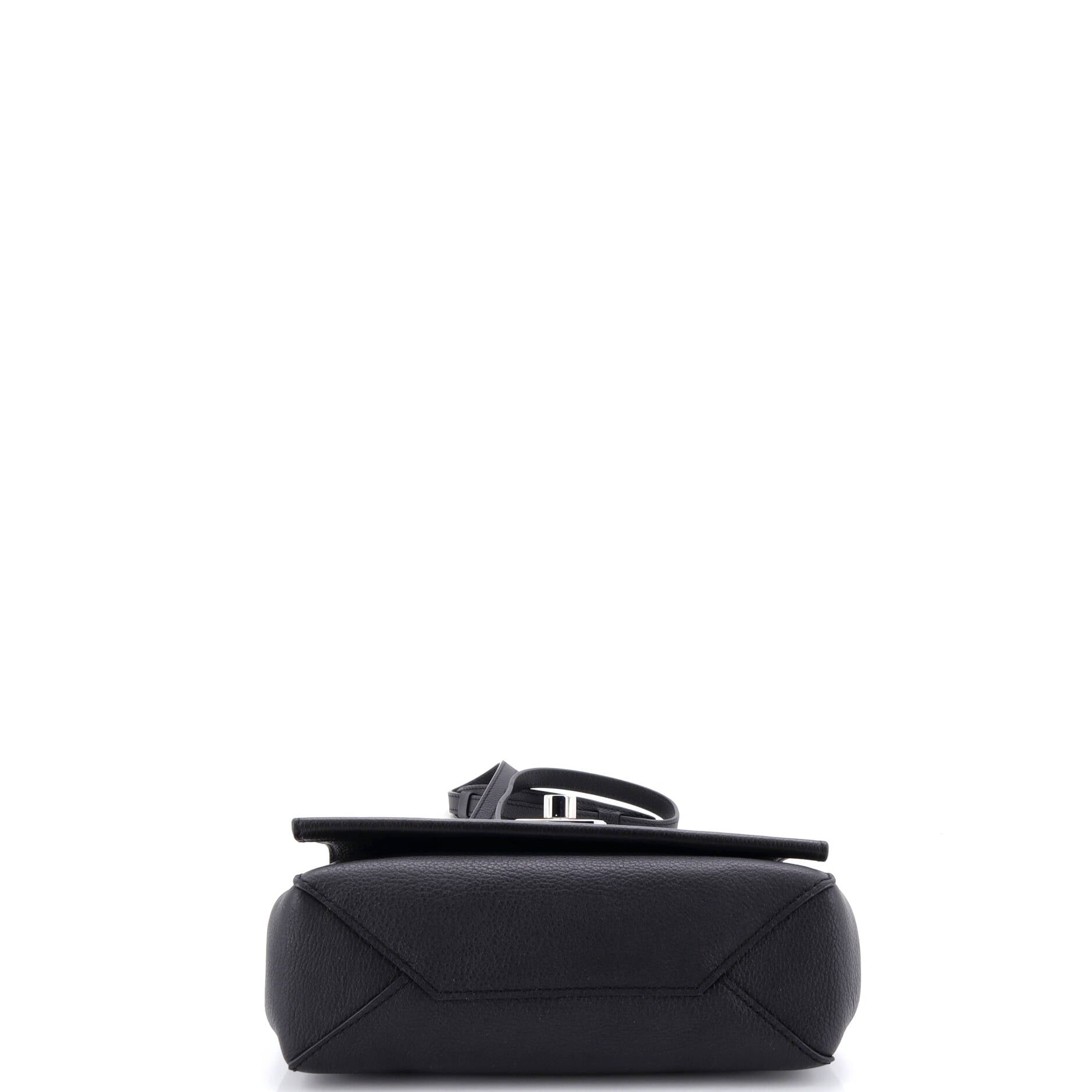 Lockme II Handbag Leather BB