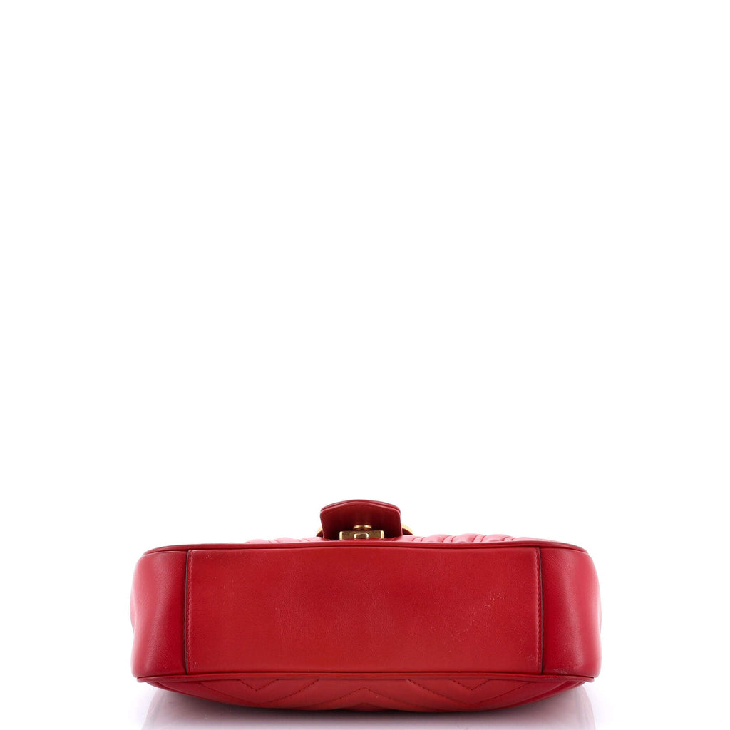 GG Marmont Flap Bag Matelasse Leather Medium