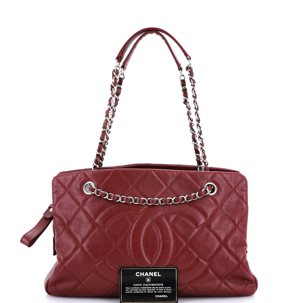 Timeless CC Shopping Tote Quilted Caviar Medium