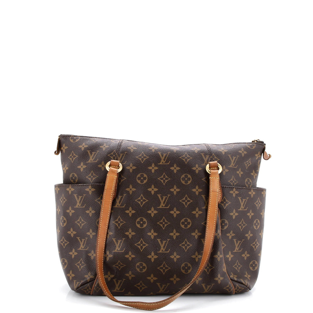 Totally Handbag Monogram Canvas MM