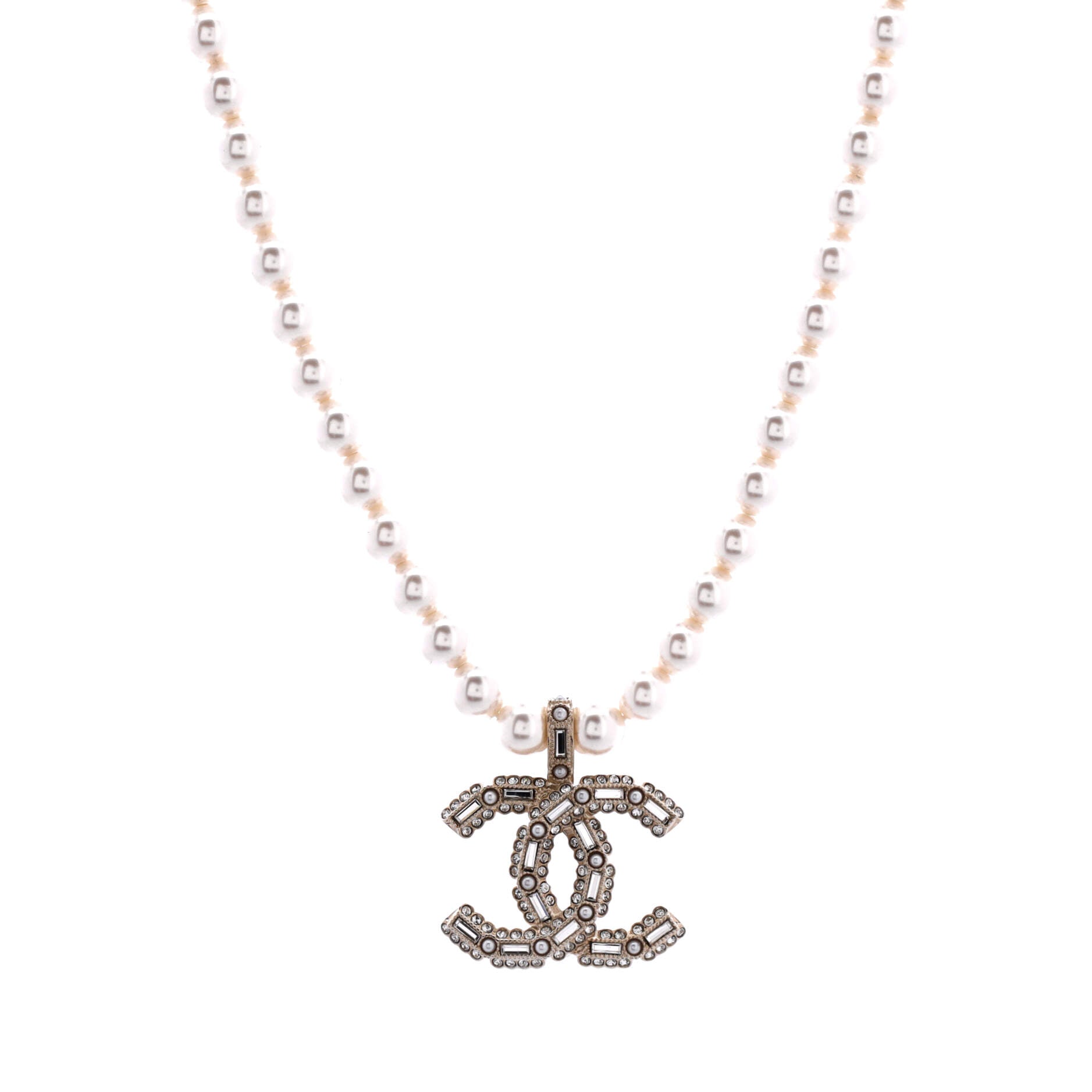 CC Short Pendant Necklace Faux Pearls with Metal and Crystals