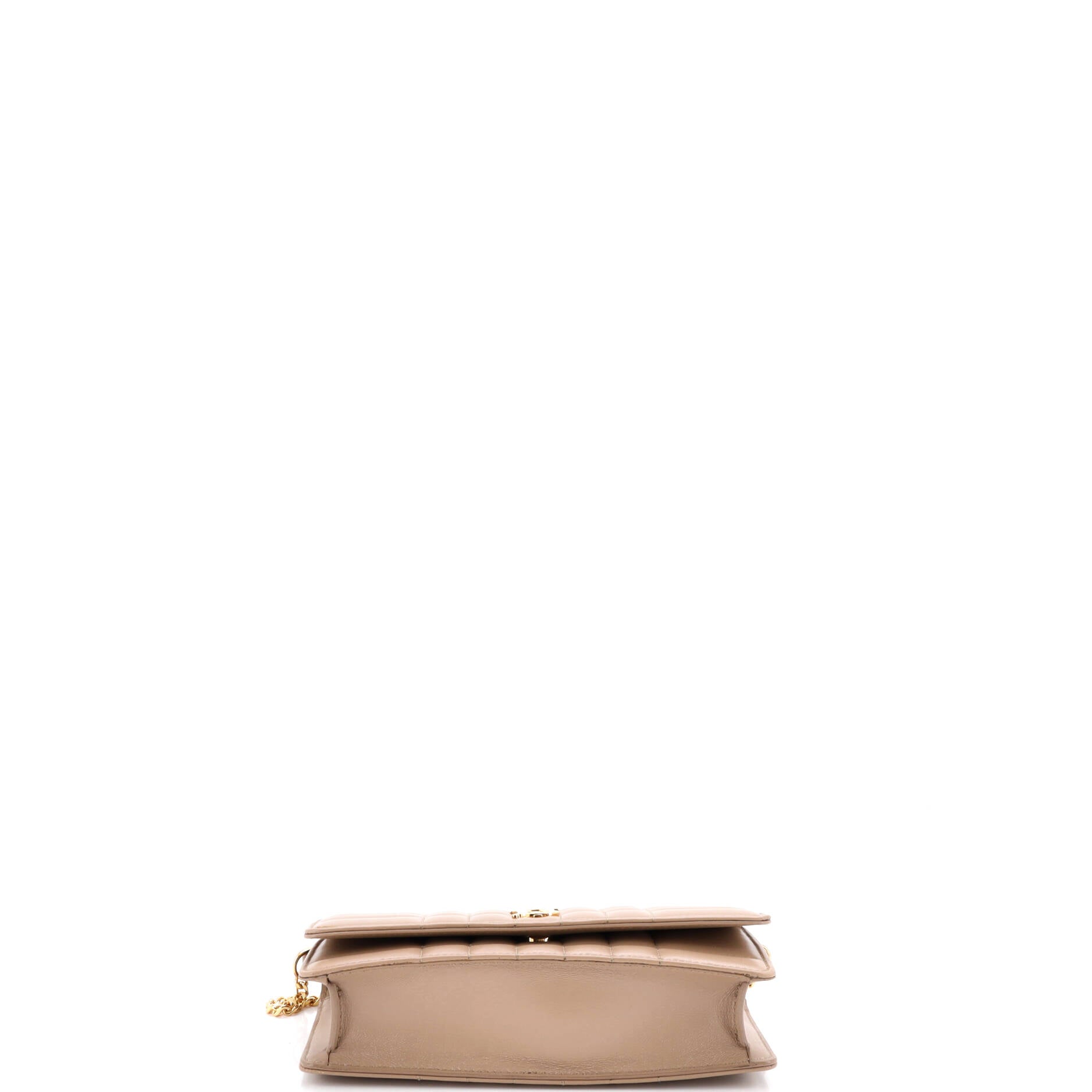 Lola Clutch on Chain Quilted Leather