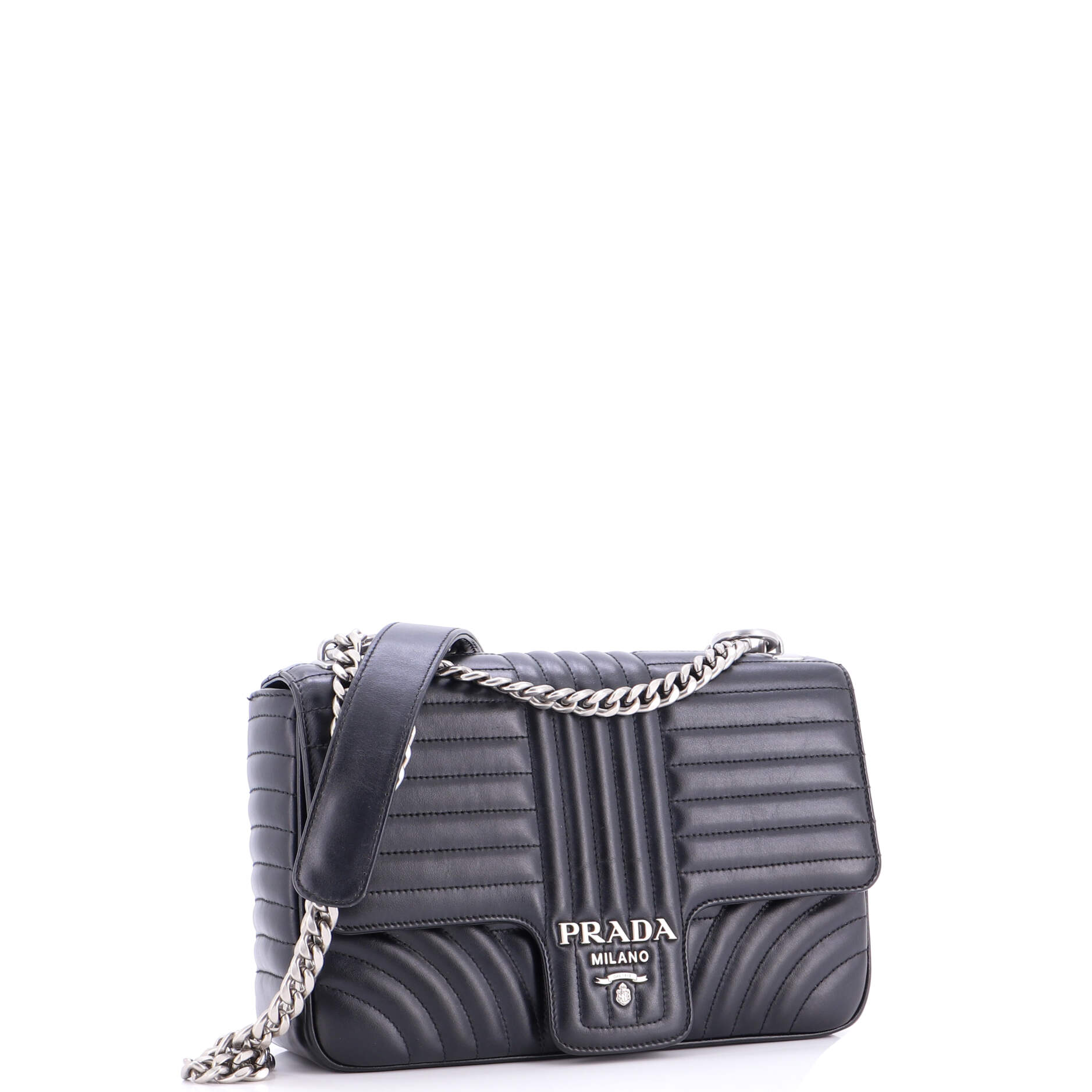 Chain Flap Shoulder Bag Diagramme Quilted Leather Medium