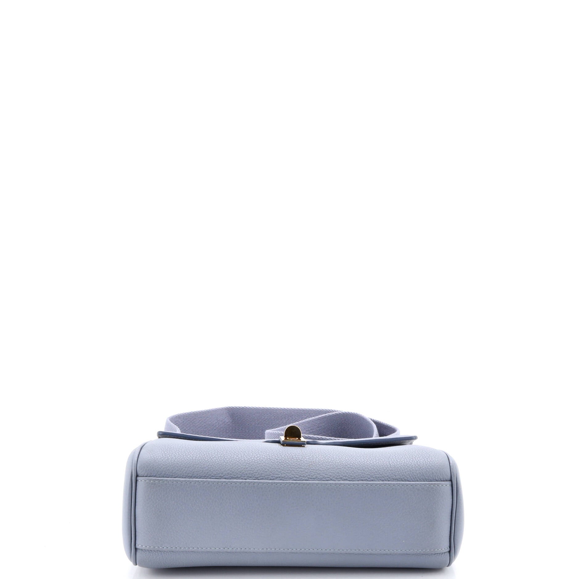 Soft 16 Bag Grainy Calfskin Teen