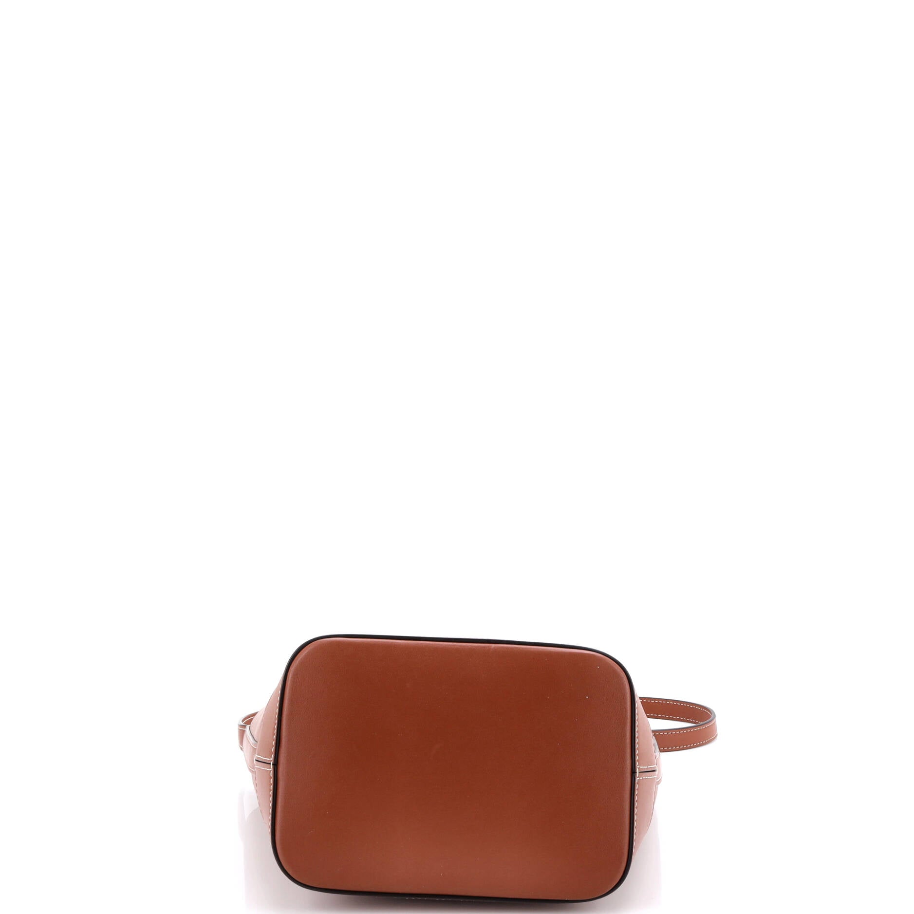 Cuir Triomphe Bucket Bag Leather Small