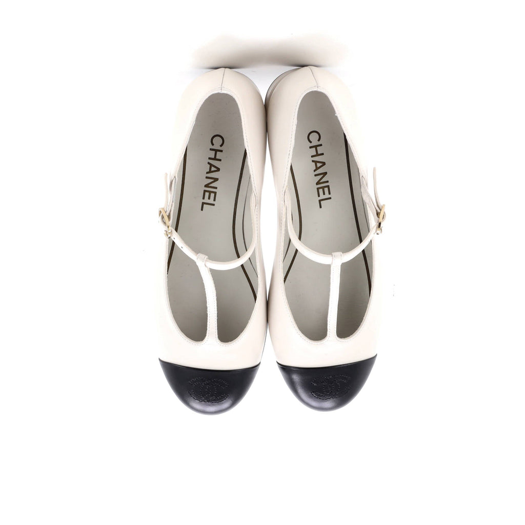 Women's CC Cap Toe Mary Jane Flats Leather