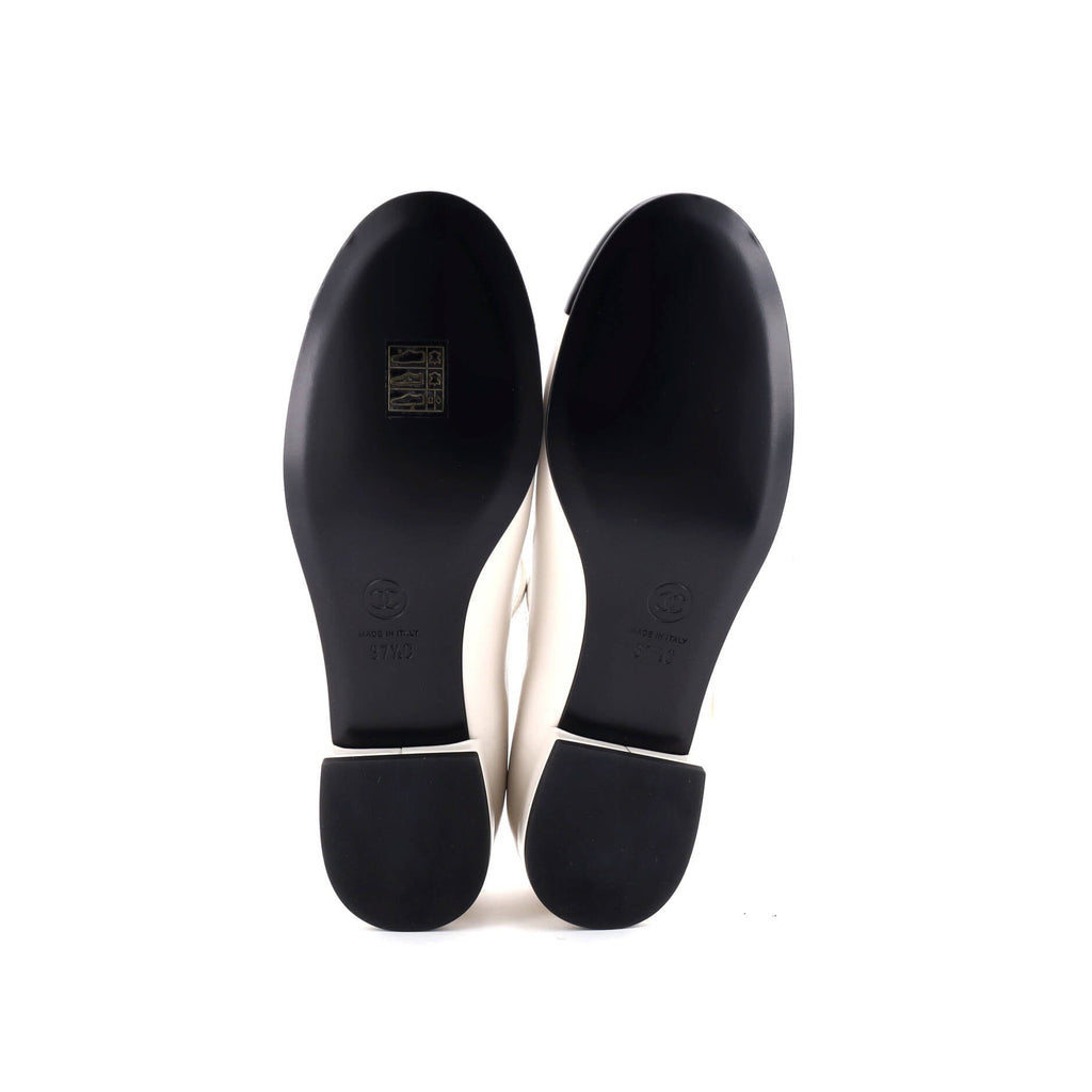 Women's CC Cap Toe Mary Jane Flats Leather