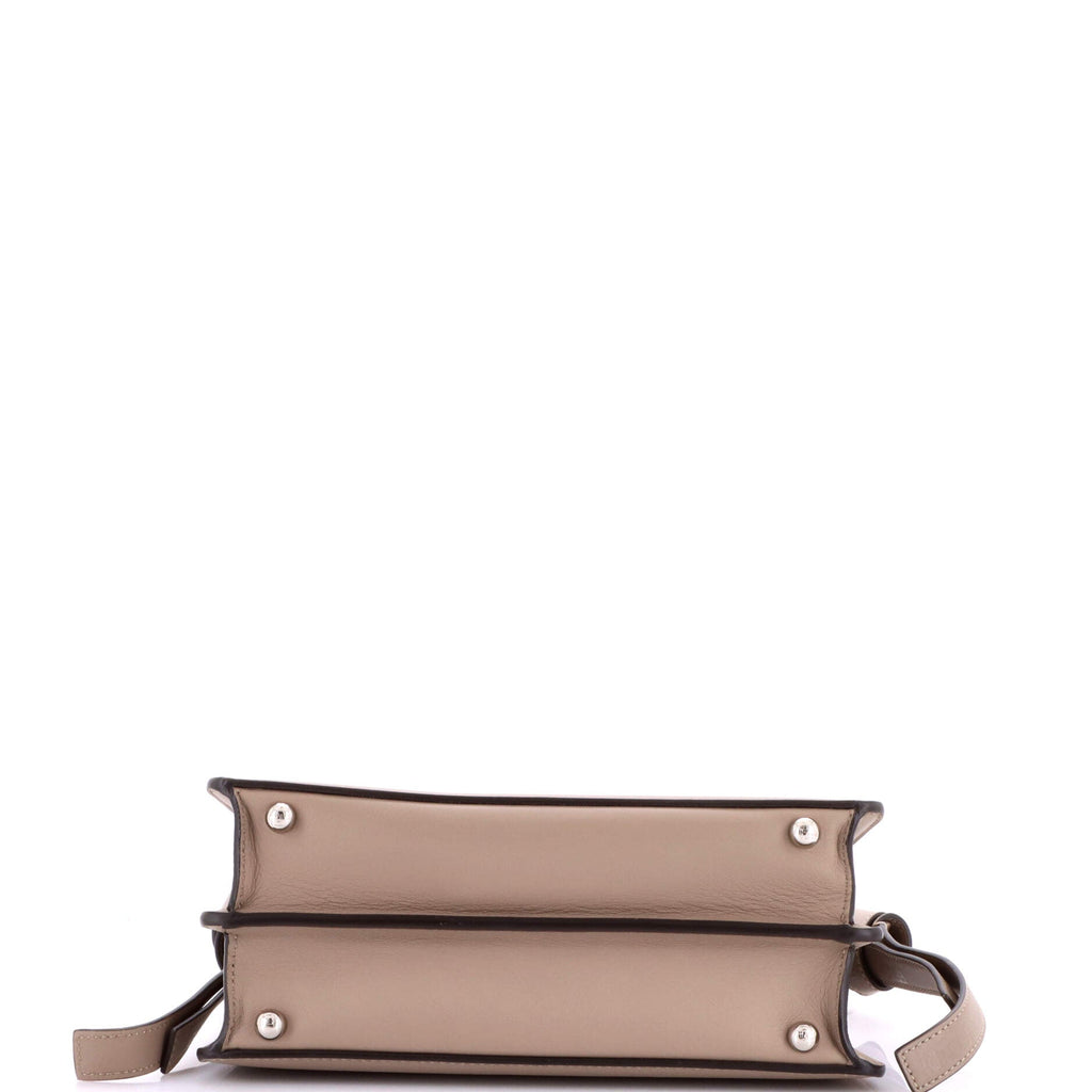 Logo Side Knot Peekaboo ISeeU Bag Leather Small
