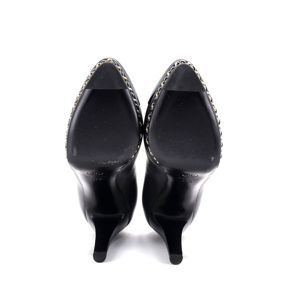 Women's CC Cap Toe Chain Around Pumps Leather
