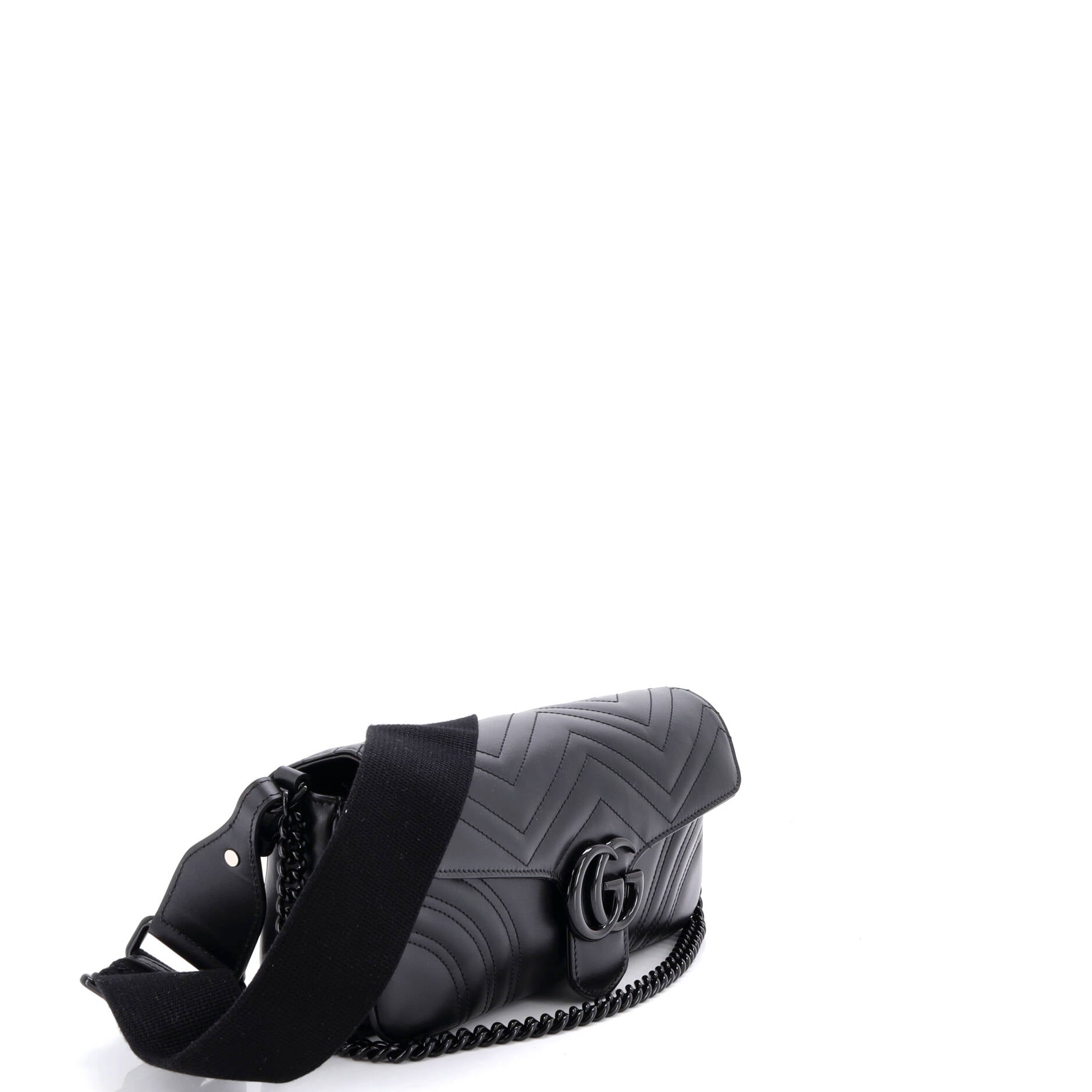 GG Marmont Monochrome Flap Bag Matelasse Leather Medium