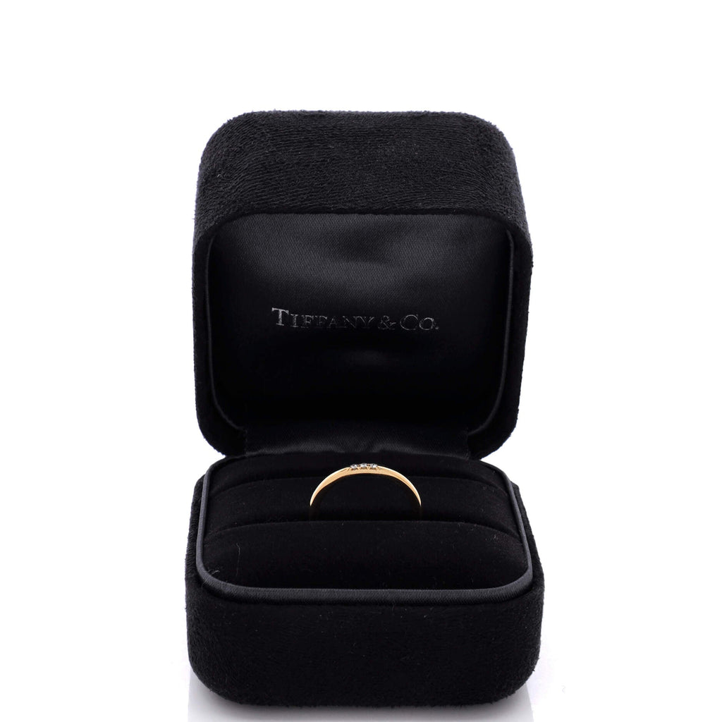 Classic Wedding Band 3 Diamonds Ring 18K Yellow Gold 2mm