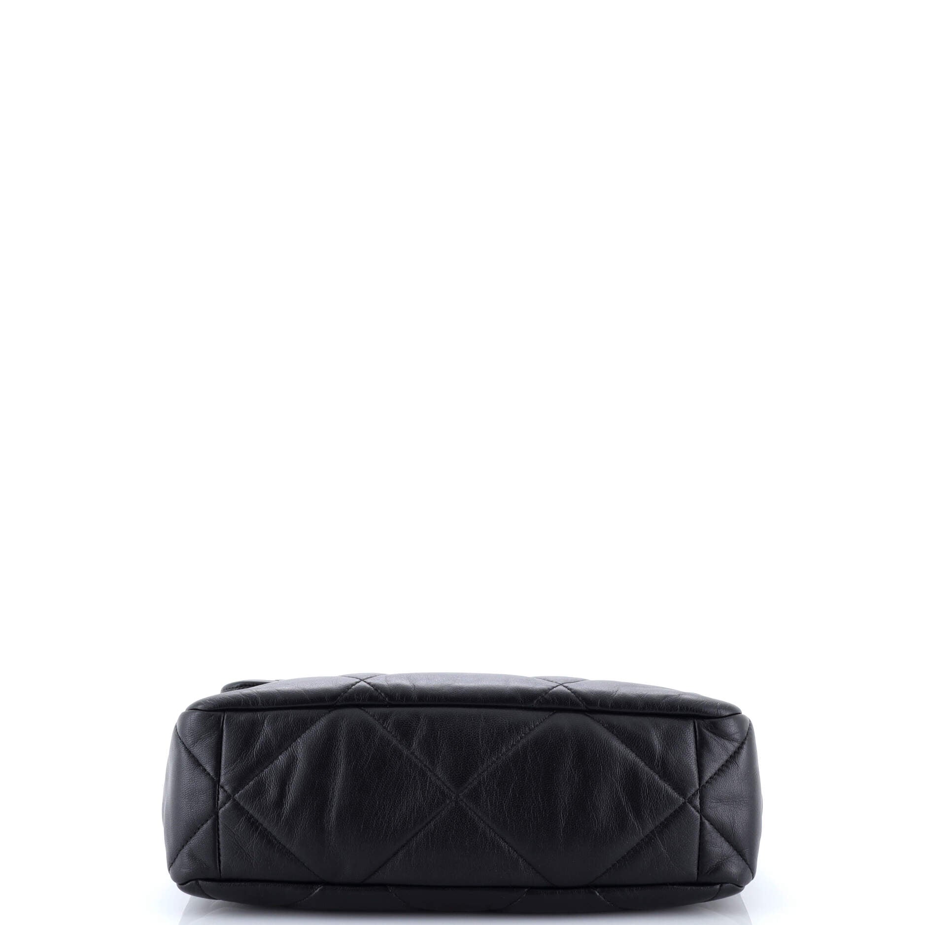 19 Flap Bag Quilted Leather Large
