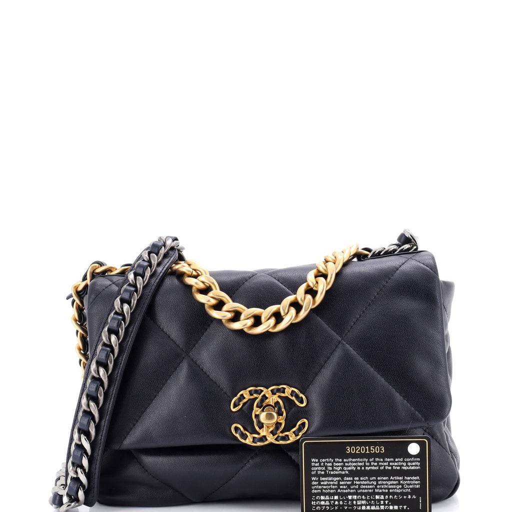 19 Flap Bag Quilted Leather Medium