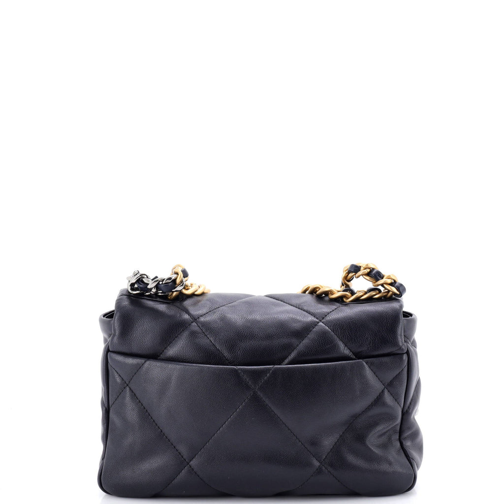 19 Flap Bag Quilted Leather Medium