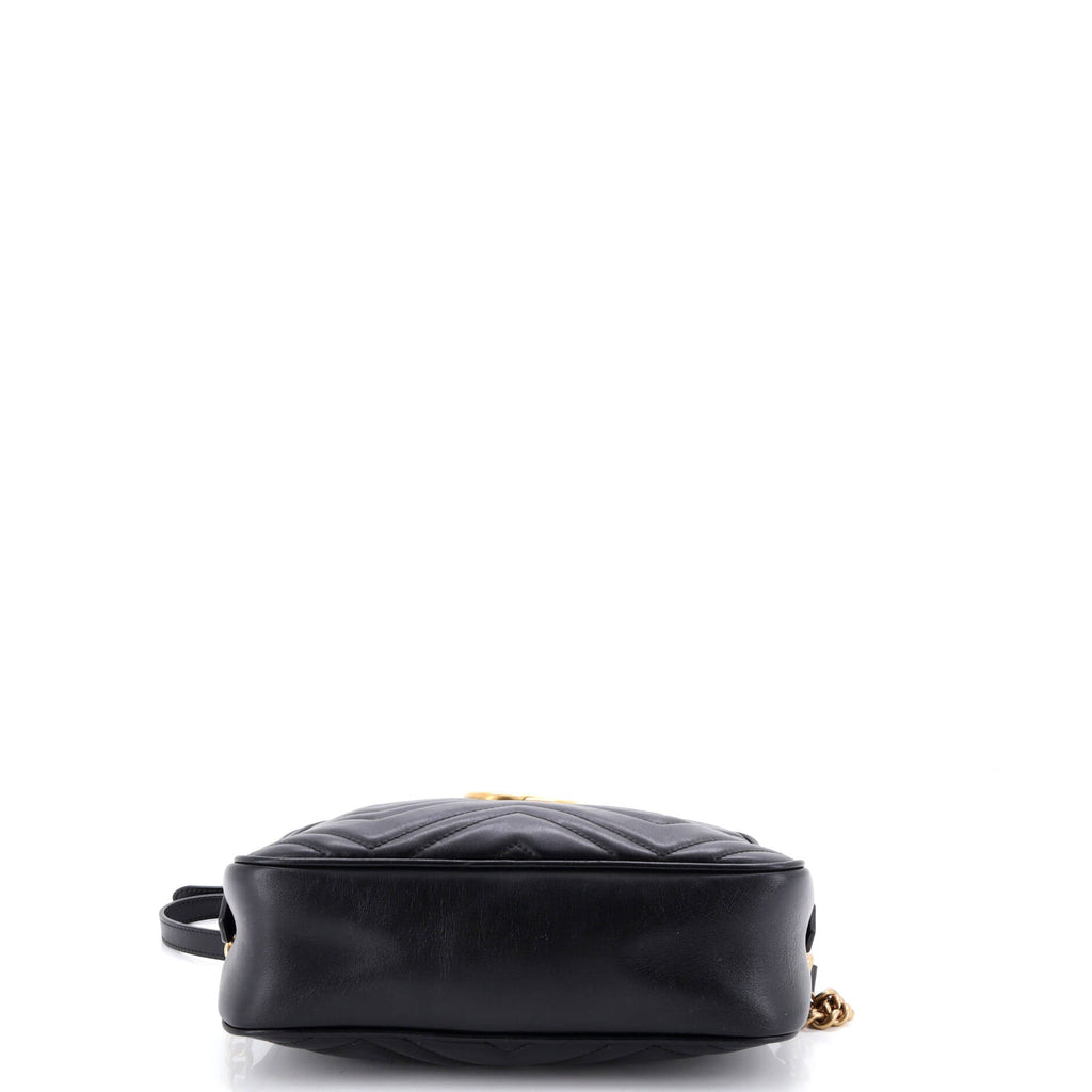 GG Marmont Shoulder Bag Matelasse Leather Small