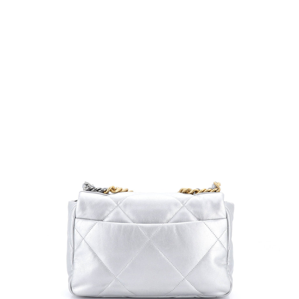 19 Flap Bag Quilted Leather Medium