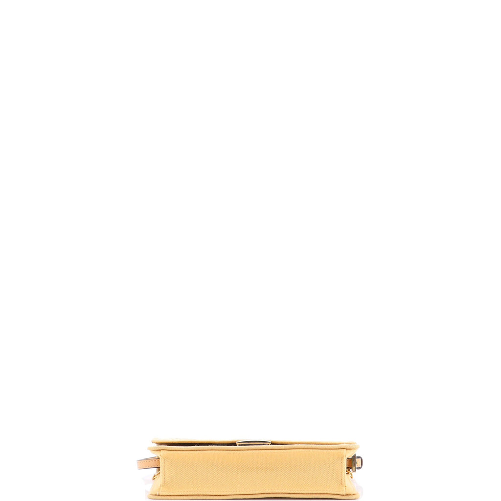 Baguette Wallet on Chain Zucca Embroidered Raffia