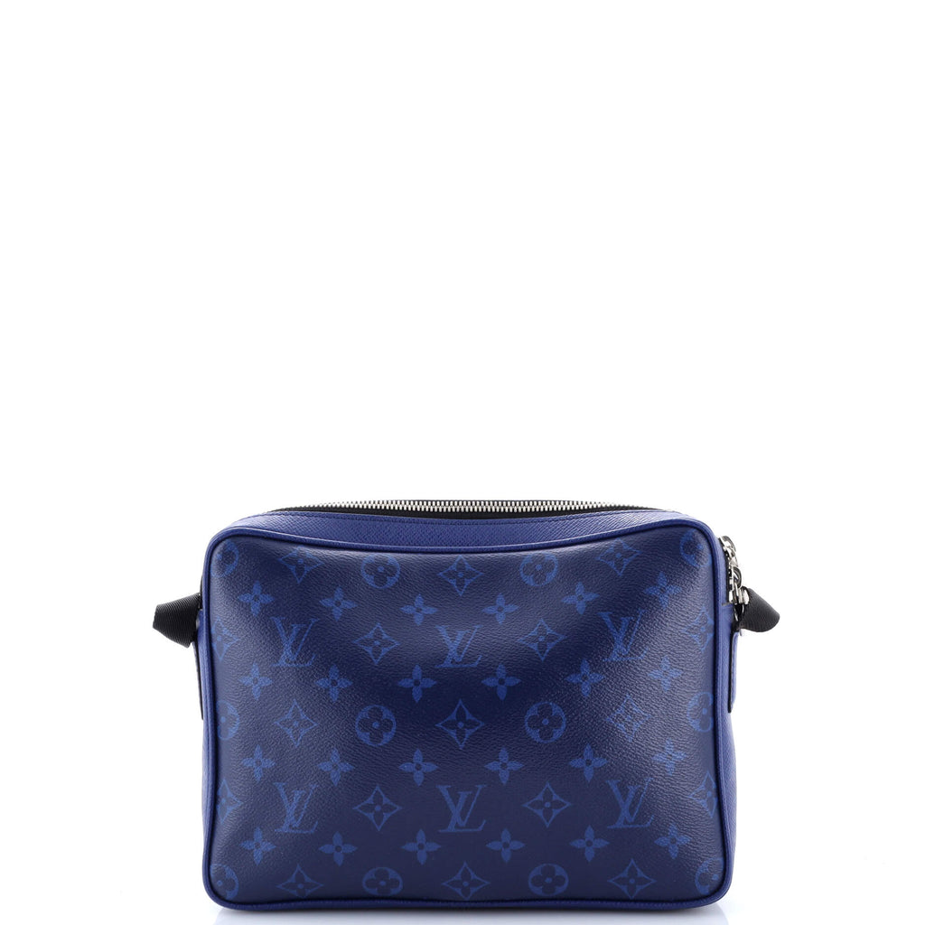 Outdoor Messenger Bag Monogram Taigarama