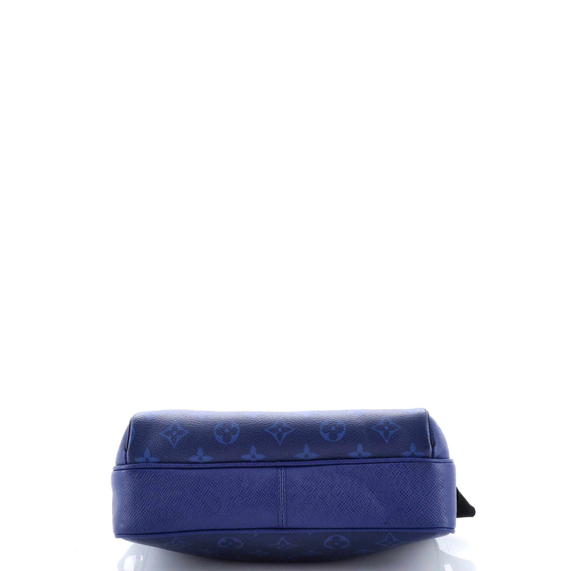 Outdoor Messenger Bag Monogram Taigarama