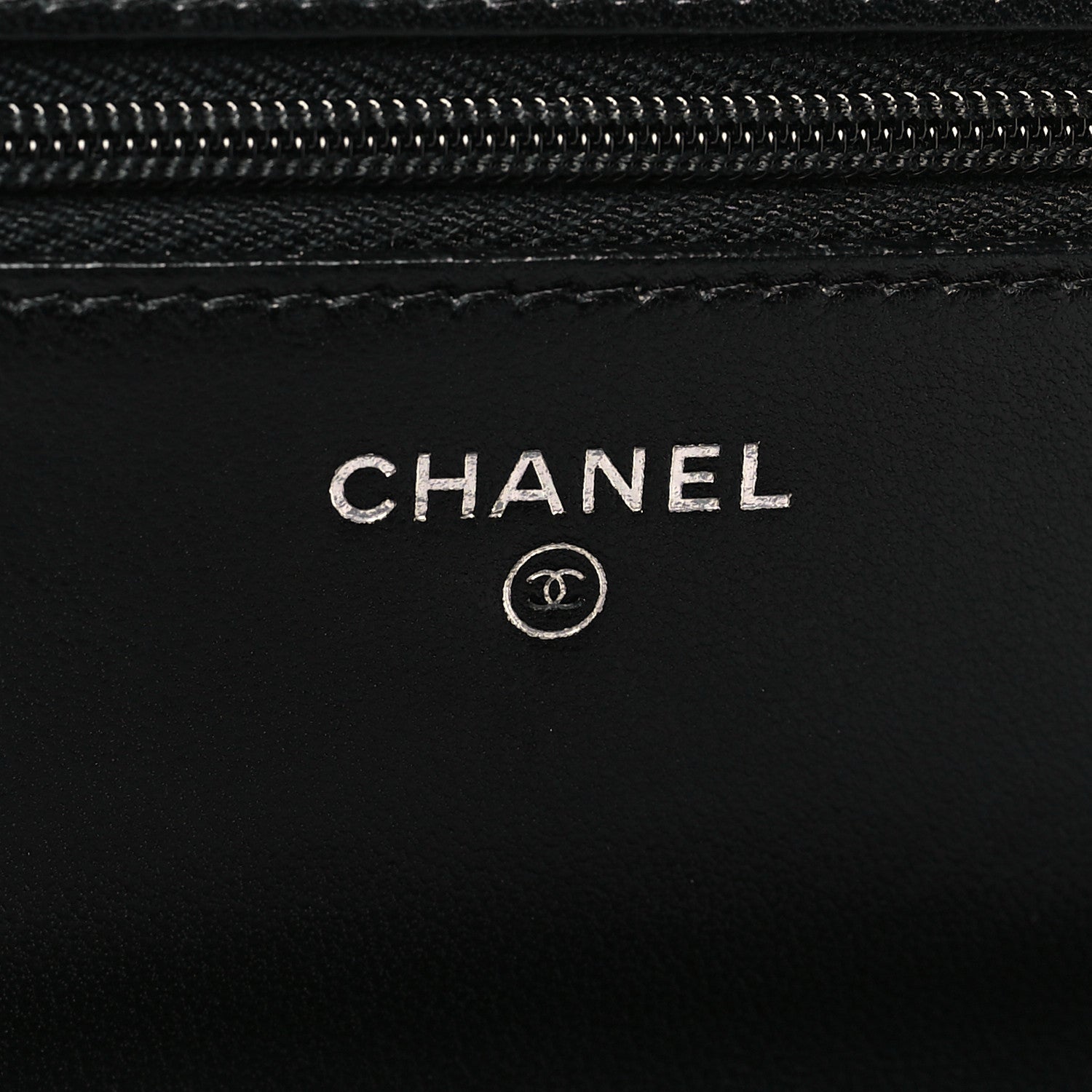 Lambskin Quilted Wallet On Chain WOC Black
