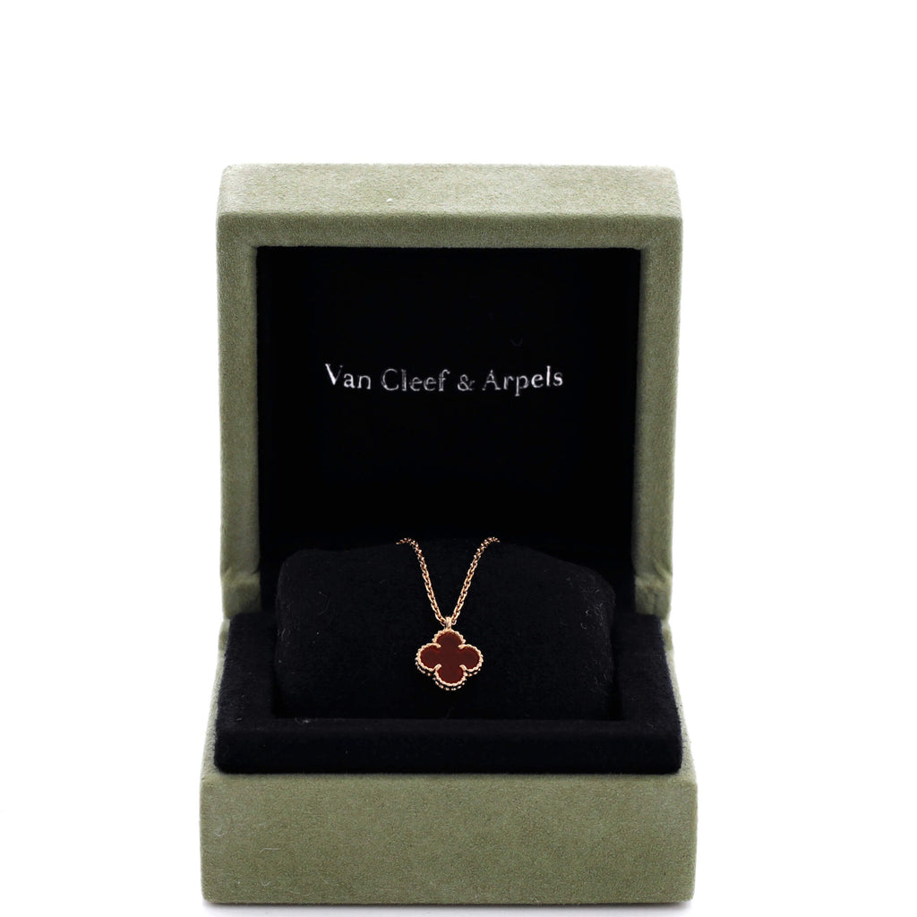 Sweet Alhambra Pendant Necklace 18K Rose Gold and Carnelian