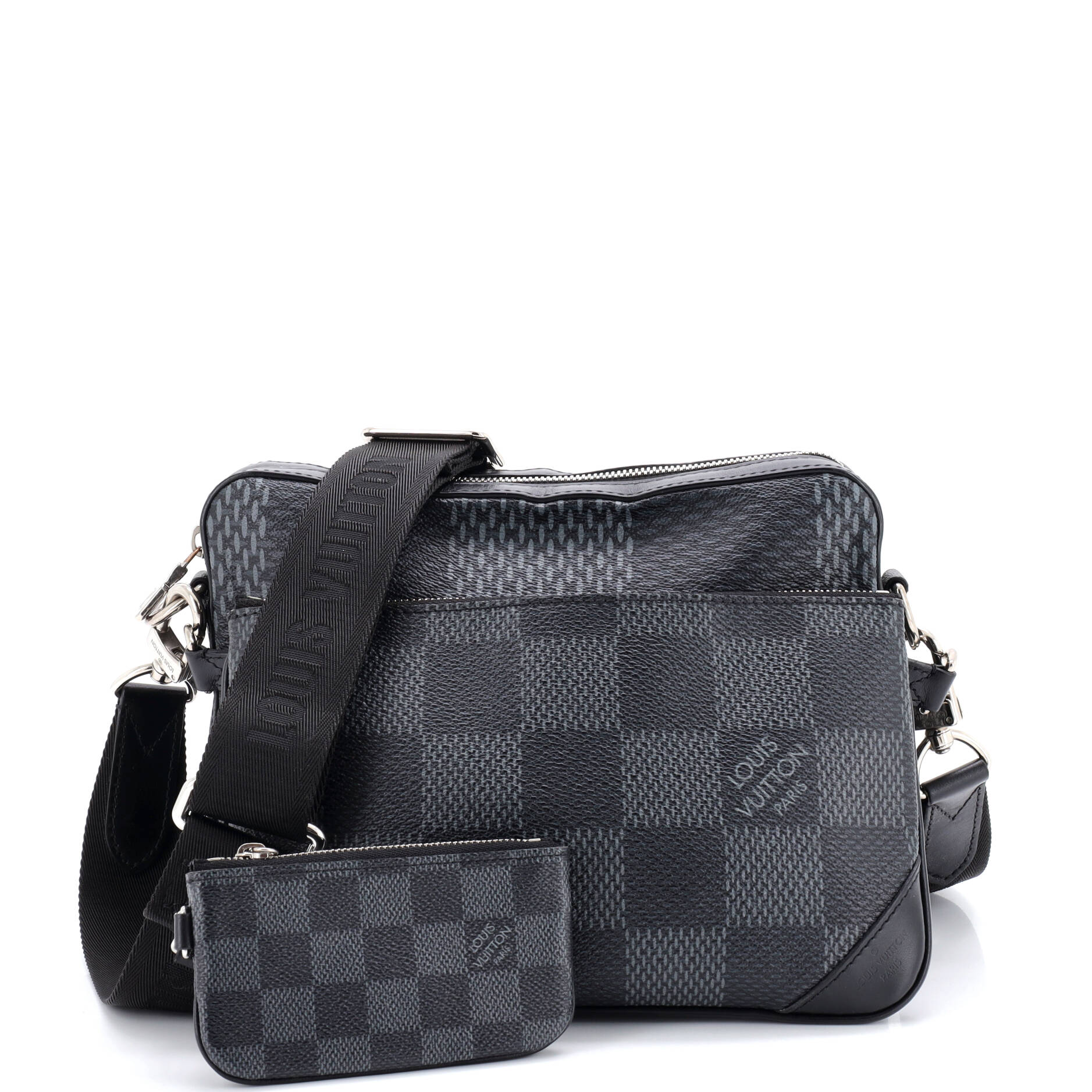 Trio Messenger Bag Limited Edition Damier Graphite 3D