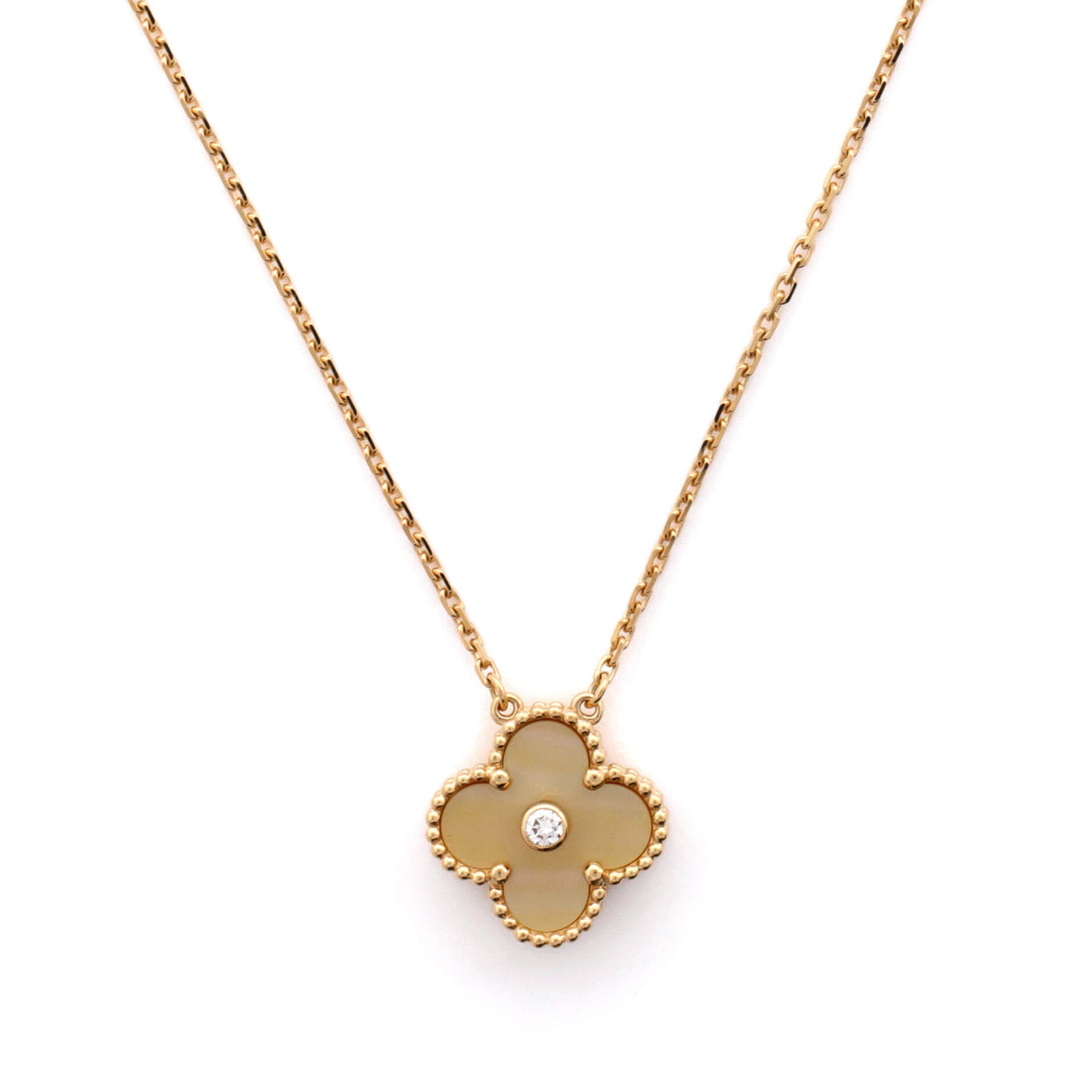 Vintage Alhambra Pendant Necklace 18K Yellow Gold and Gold Mother of Pearl with Diamond
