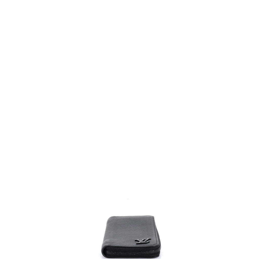 Aerogram Zippy Wallet Leather Vertical