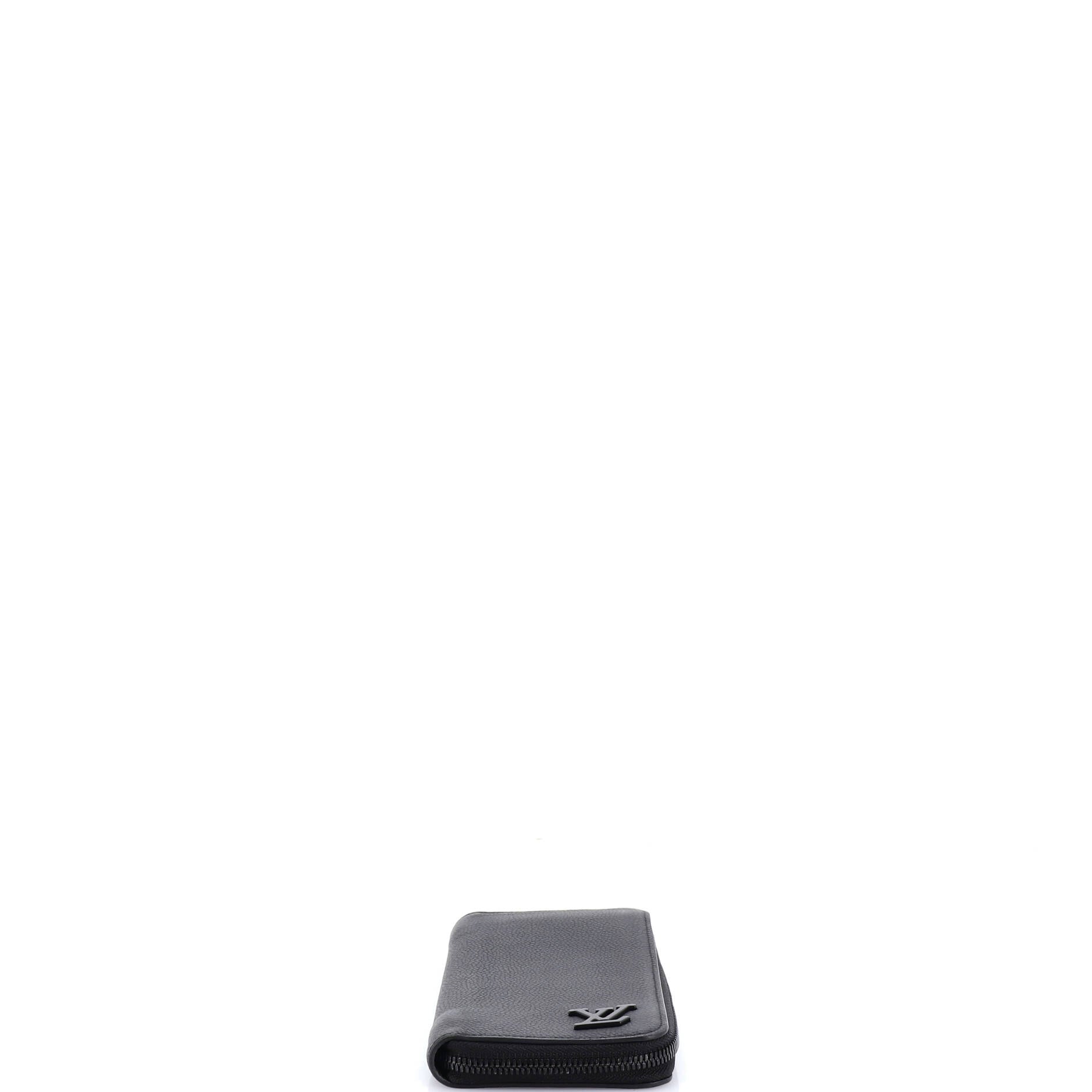 Aerogram Zippy Wallet Leather Vertical