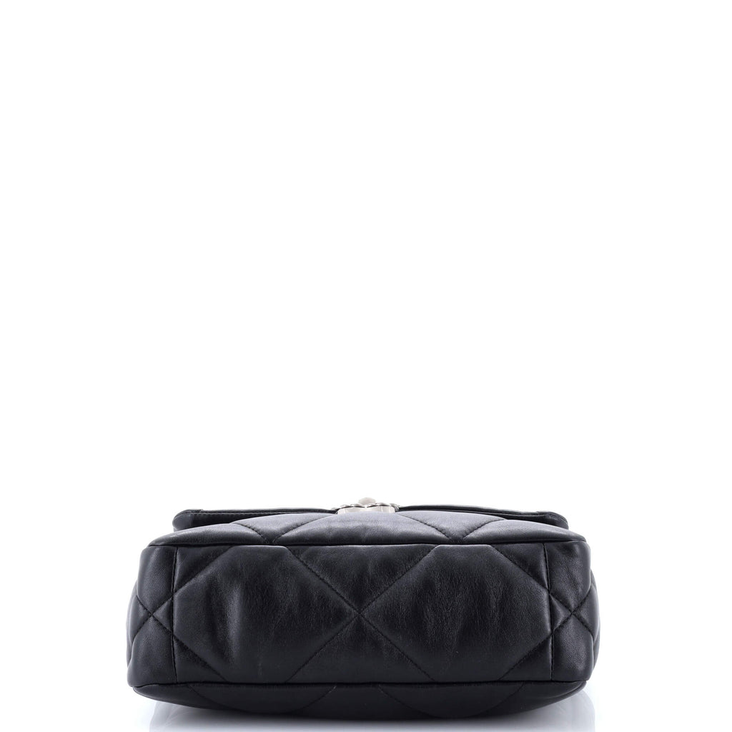 19 Flap Bag Quilted Leather Medium