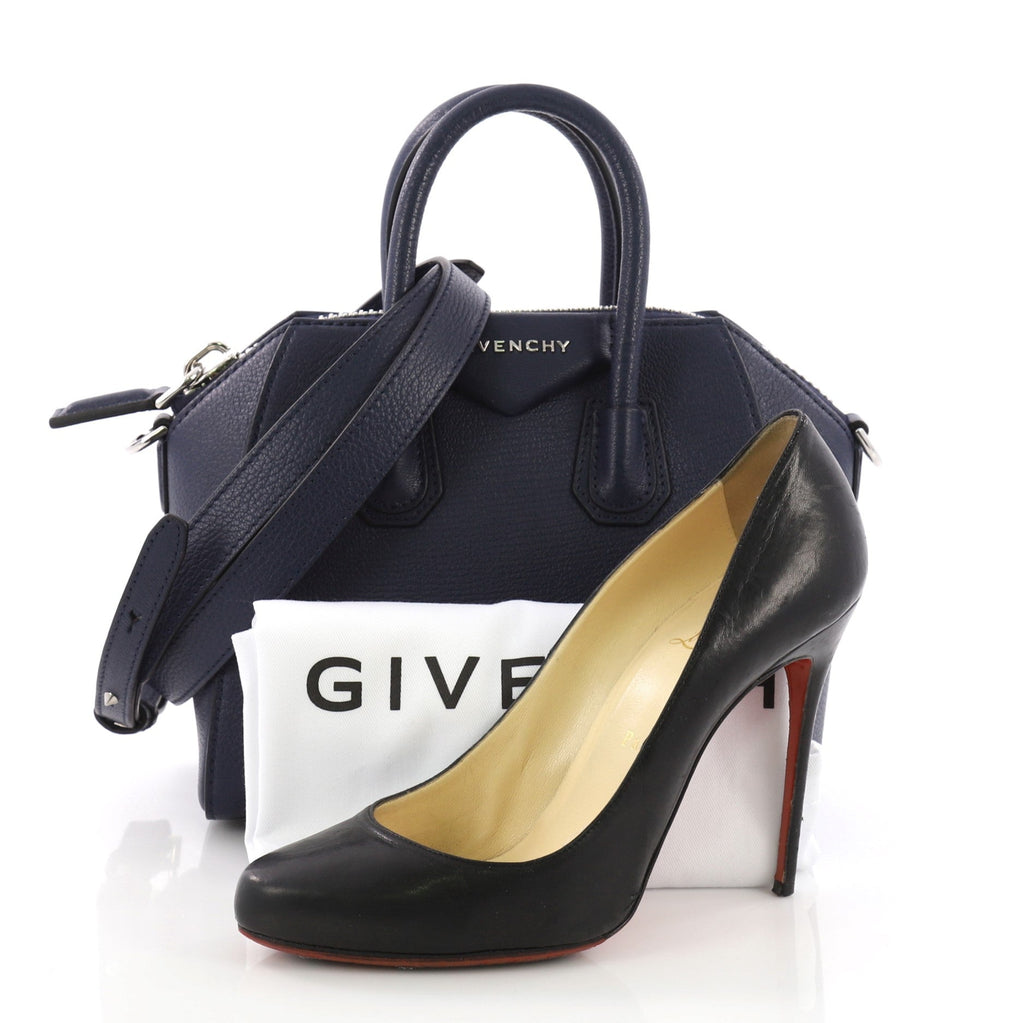 Antigona Bag Leather Mini