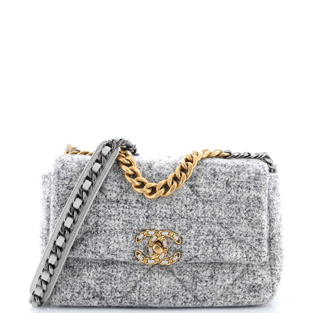 19 Flap Bag Quilted Tweed Medium