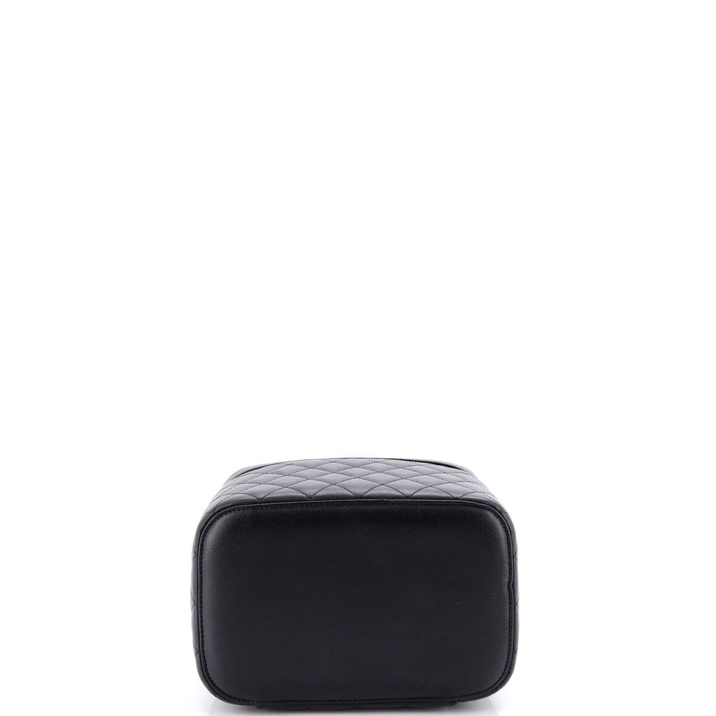 Classic Vanity Case Quilted Caviar Medium